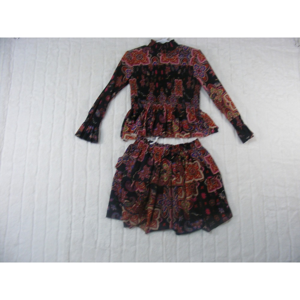 Chelsea & Violet Skirt Set Girls Size 6 Black Red Paisley Excellent Smocked 2pc